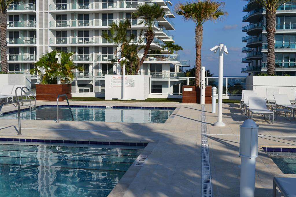 Grand Beach Hotel Surfside West Экстерьер фото